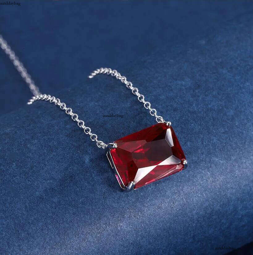 Choucong Ins Top Sell Laddies Jewellery Square Pendant Solitaire Sterling Sier Princess Cut Emerald Party Fashion Women Beach Clavicle Necklace Gift