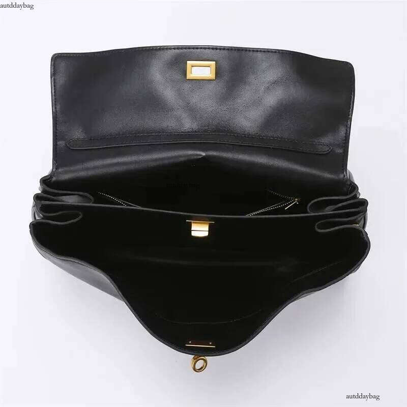 Large Capacity Vintage Lock Handbag Design 2024 Autumn Soft Leather Shoulder OL Quality Daily Commute Underarm Bag