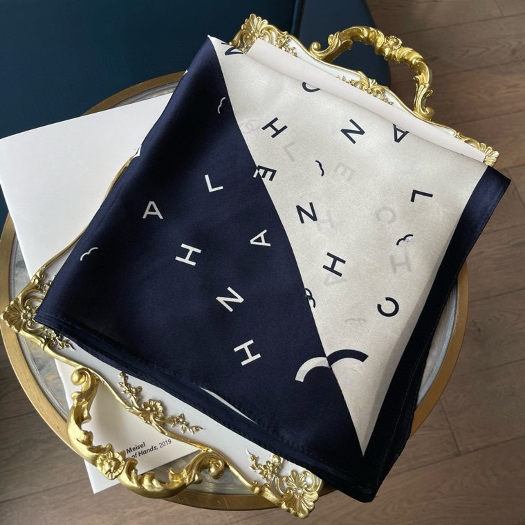 Silk Scarf Head Scarfs For Women Scarf Luxury Brand Classic Letter pattern Designer shawl Scarves New Gift Easy to match Soft Touch Above 70x70cm