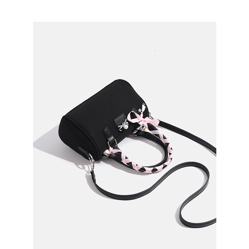 2025 New Women's Niche Design Boston Handheld Shoulder Crossbody Bag ddmymoon