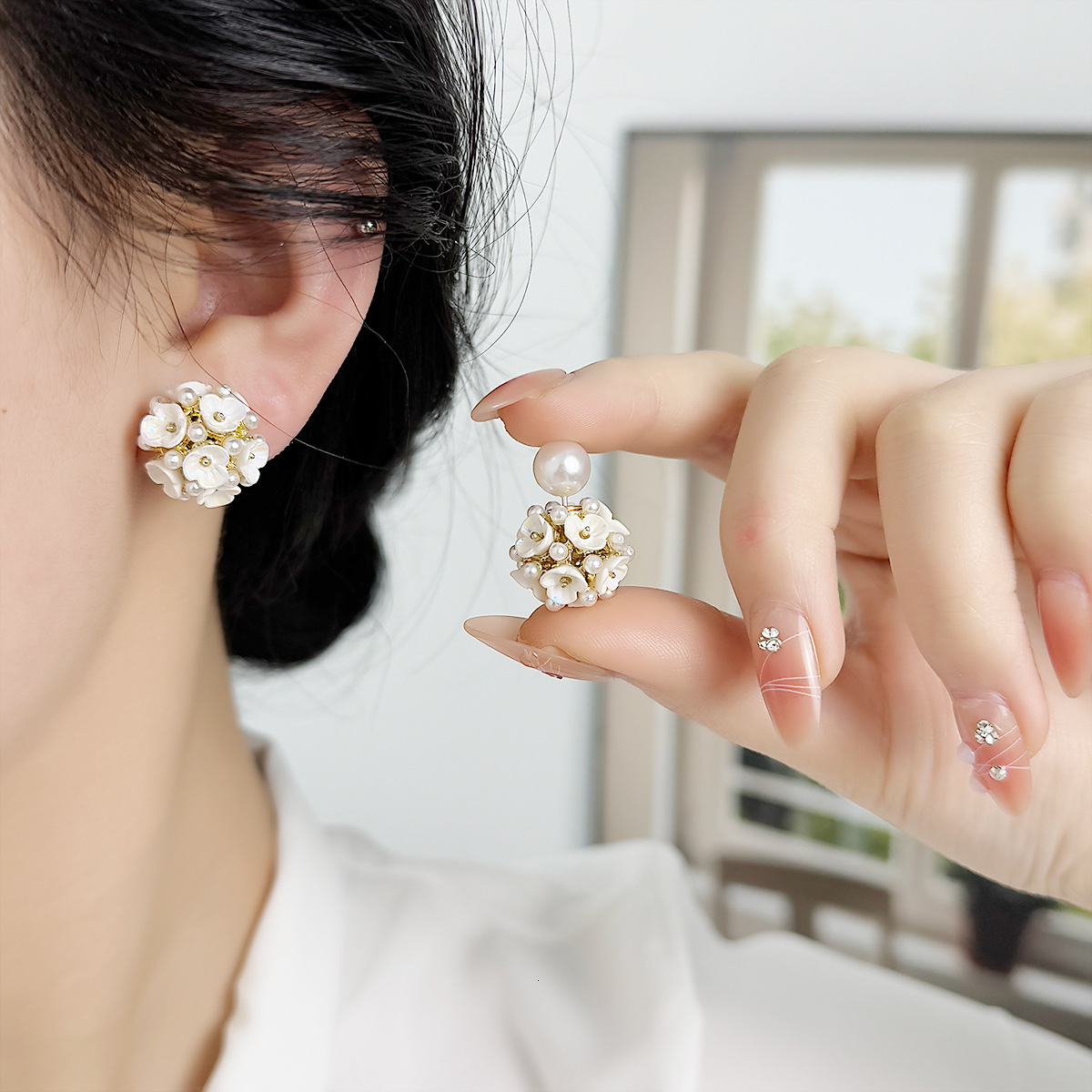 Exaggerated Double-Sided Pearl Flower Stud 2025 New High-End Elegant Earrings for Women