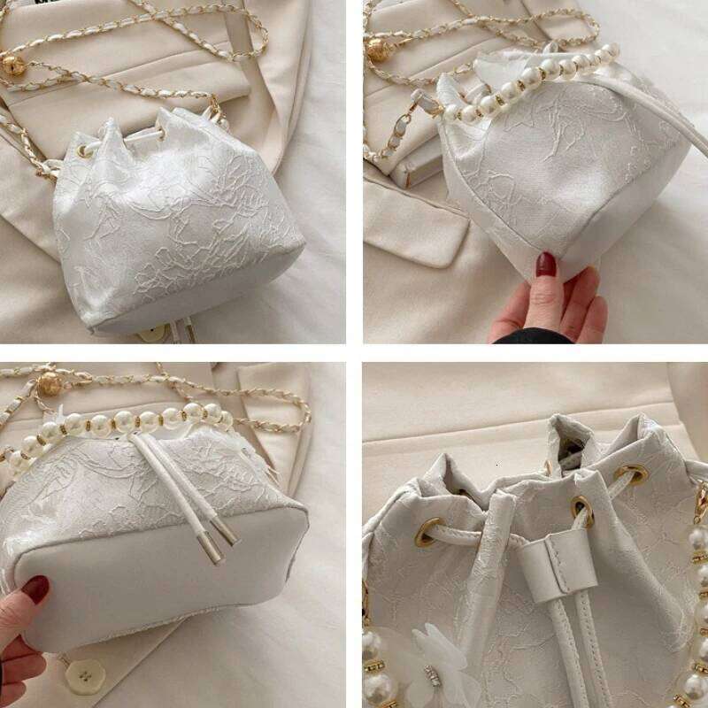 Sweet Butterfly Women Drawstring Bucket Shoulder Bags Versatile Ladies Crossbody Bag Clutch Fashion Girls Pearl Chain Handbags bag