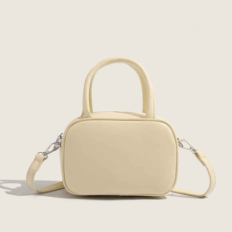 2025 Korean Version French Style Versatile Handheld Small Square Casual Single Shoulder Crossbody Bag ddmymoon