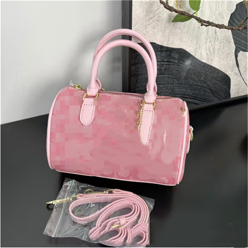 Designer Large capacity Beach Bags Luxury brand tote ladies shoulder handbags shopping bag Fashion Duffel bags handbag walleA AAA