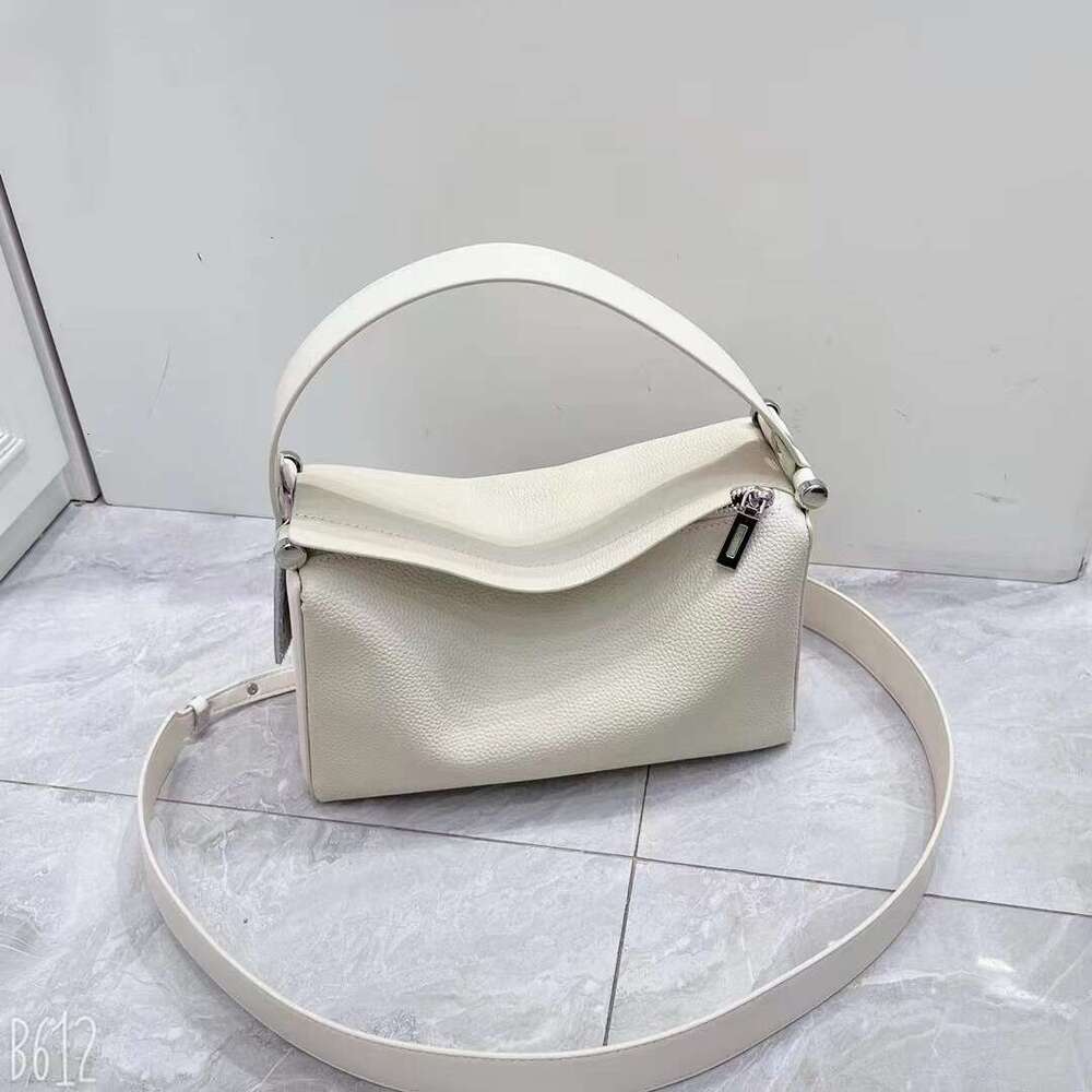 Handheld Pillow for Women New Genuine Leather Crossbody Top Layer Shoulder High end Niche Cowhide Bag