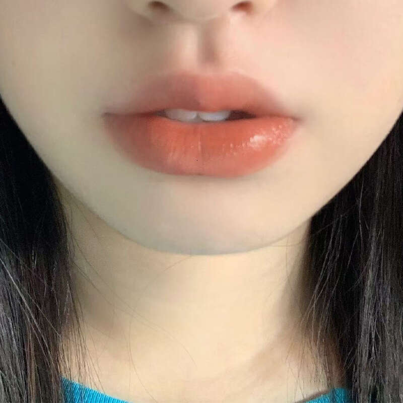 Atmospheric Water Gloss Ins One Swipe Colorful Moisturizing Student Makeup No Fade Whitening Mirror Lipstick Free shipping Free shipping