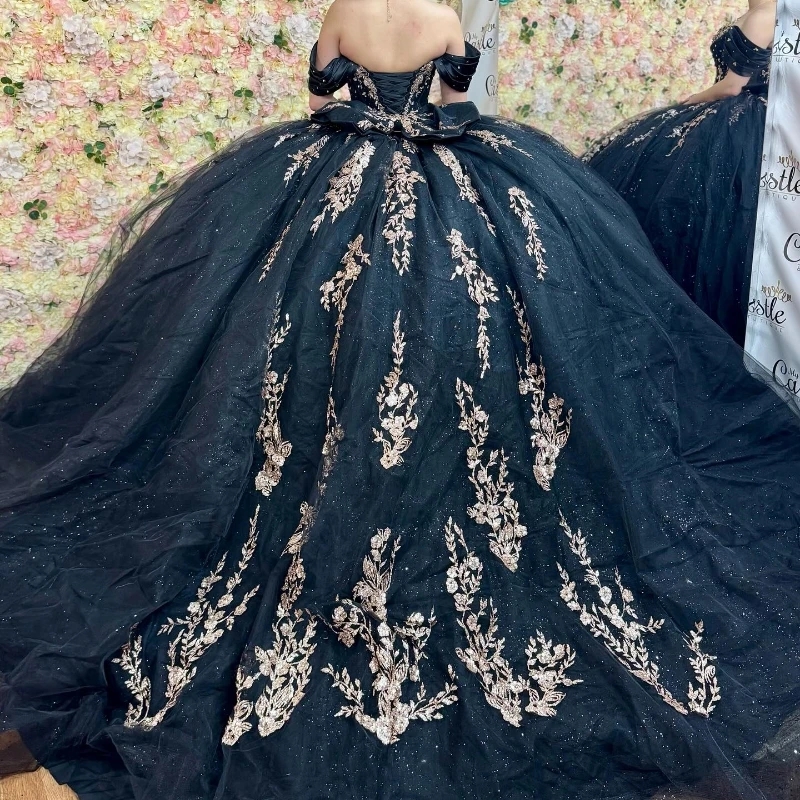 Black Quinceanera Dresses Ball Gown Off The Shoulder Gold Applique Lace Beads Bow Tull Party Birthday Sweet 16 Dress Vestidos 15 Anos