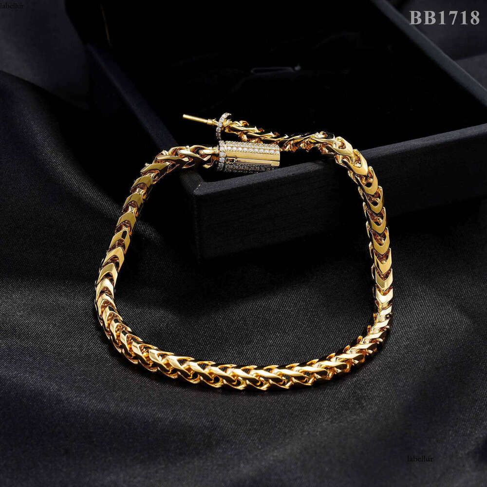 Hip hop 4mm wide reversible sier inlaid VVS moissani necklace mens womens accessories fashionable and trendy bracelet