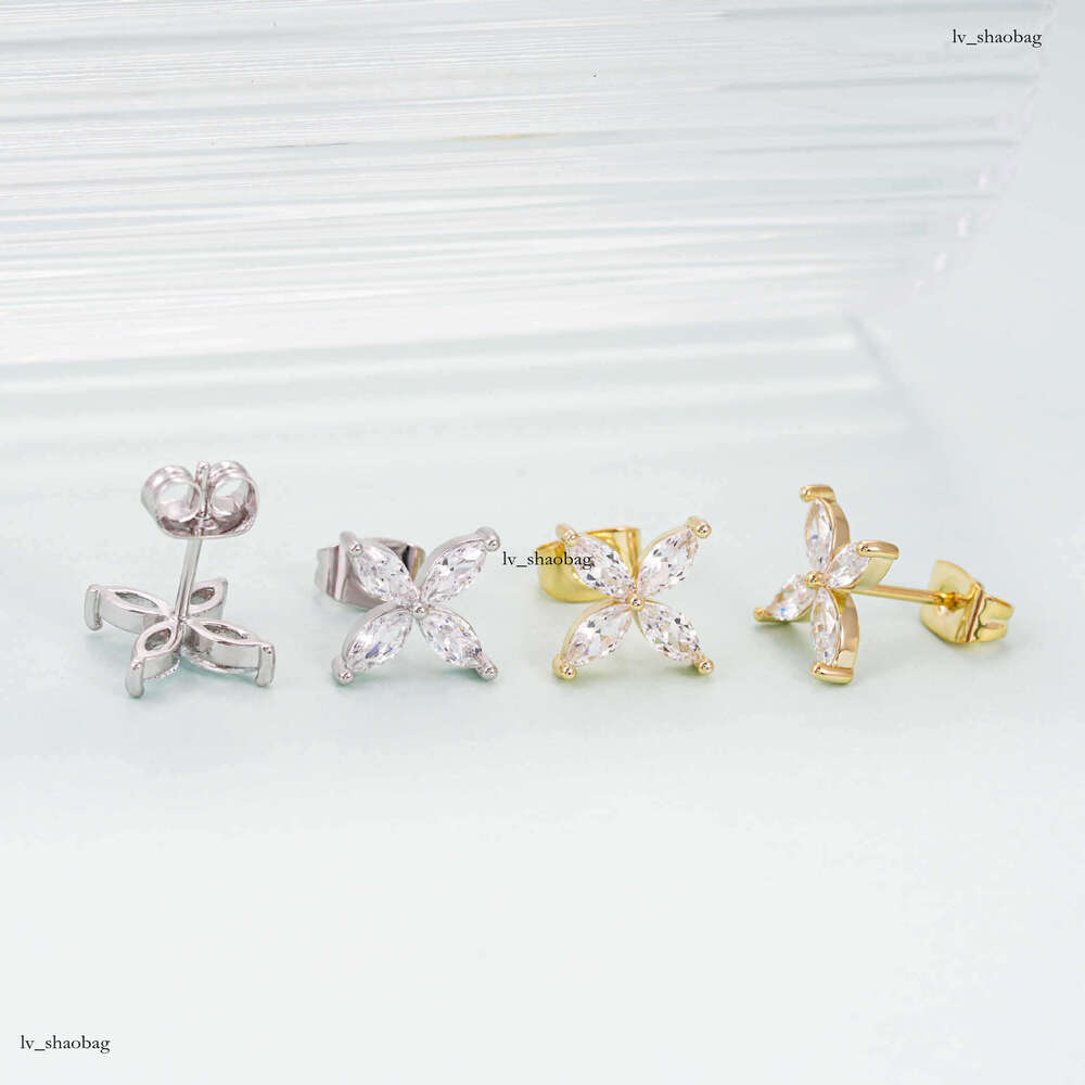 Creative Butterfly Sier Moissanite Men and Women Hip Hop Stud Earrings Personality Jewelry