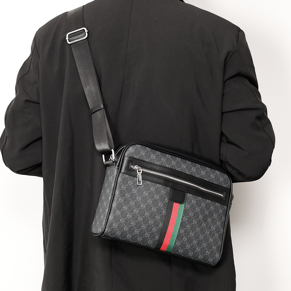 New fashion shoulder bag men's trend all kinds of multifunctional mobile phone bag leisure large capacity satchell bag 2025s hot