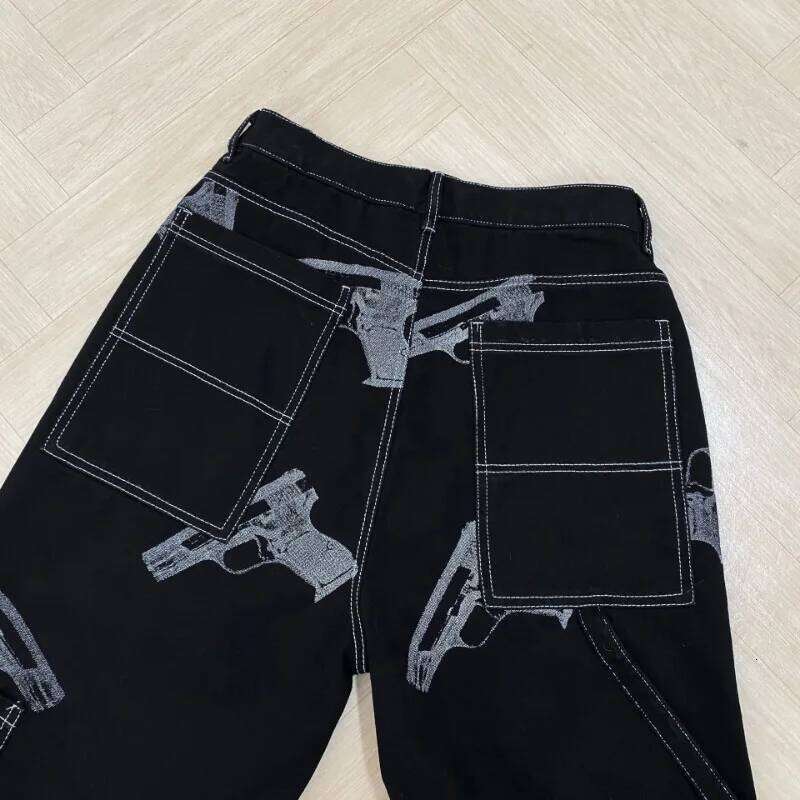 New Hip-hop Washed Men's and Women's High-quality American Pistol Print Straight Pants Graphic Jeans