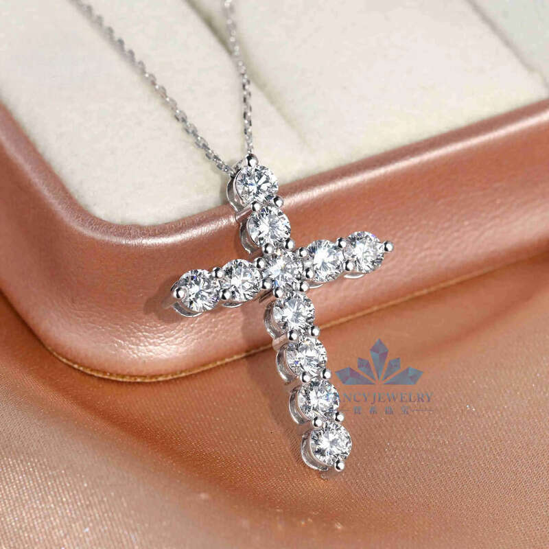 Most Popular Classic 14K Solid White Gold 4mm Round D VS1 LAB Grown Dia Cross Pendant with Chain for Christmas