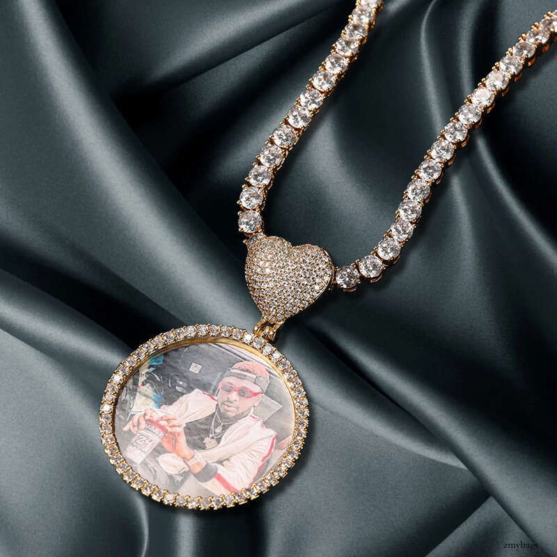 Hip-Hop Kid Creative Heart Round Photo Pendant Sier Sterling Silver Inlaid Moissanite chain Personalized Fashion DIY Commemorative Necklace