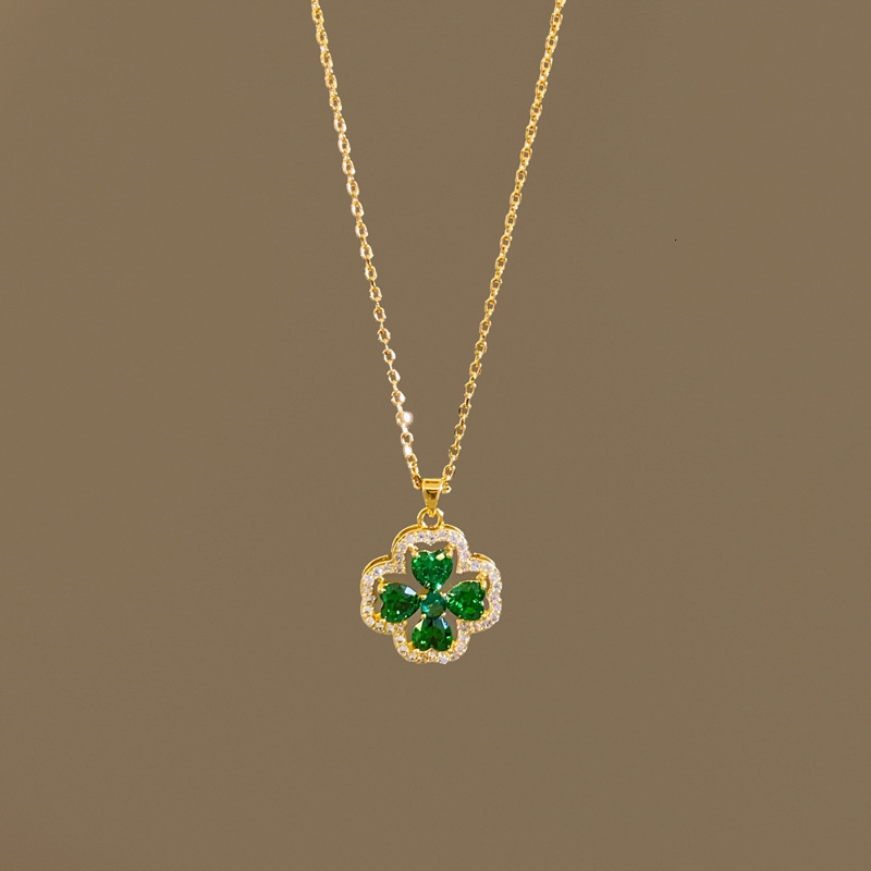 Real Gold Plated Zircon Flower Pendant Necklace French Court Style Clavicle Chain Light High-end Sense Jewelry for Women