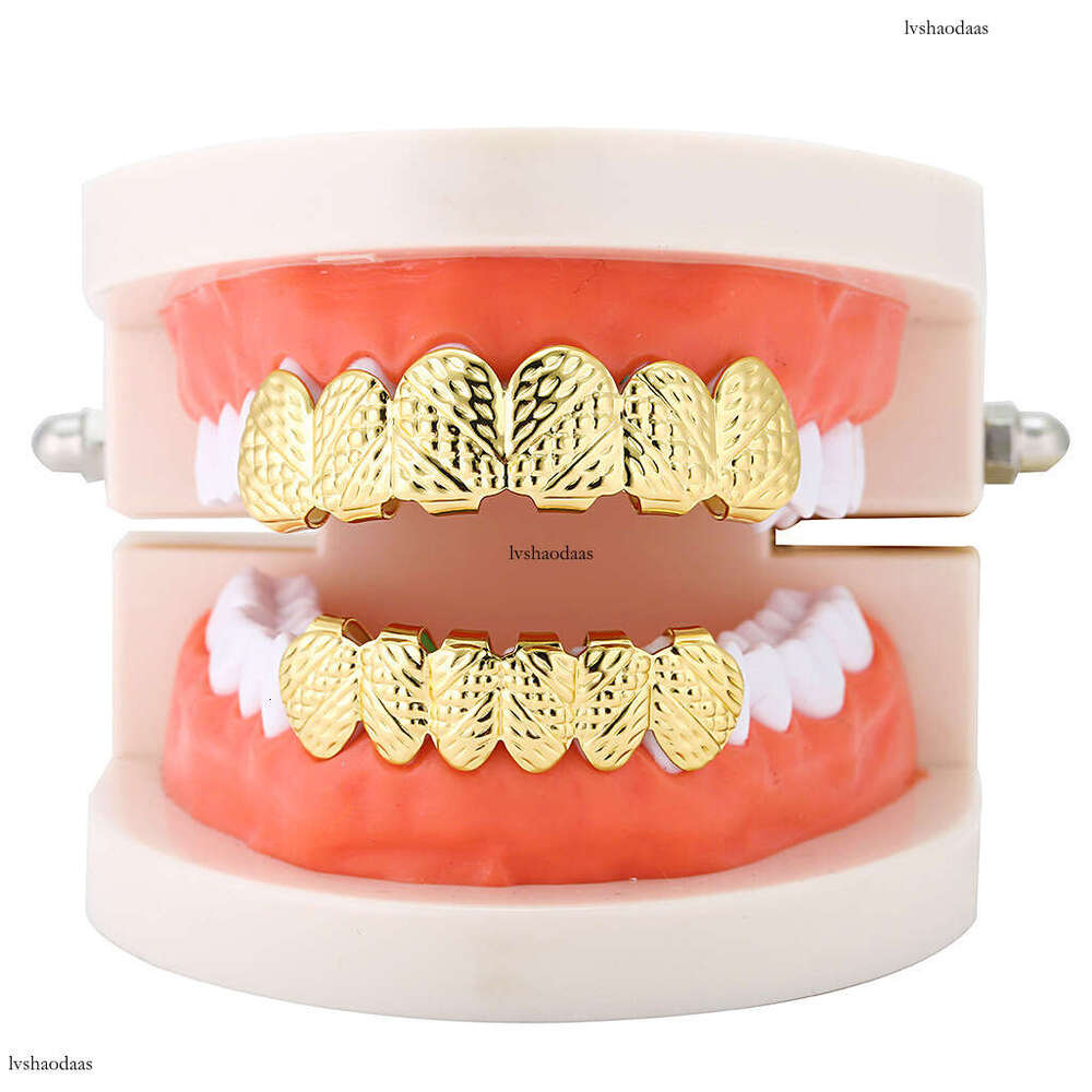 New Hip-Hop Gold-Plated Teeth Grills with Engraved Faceted Cross Texture and Real Gold Plating