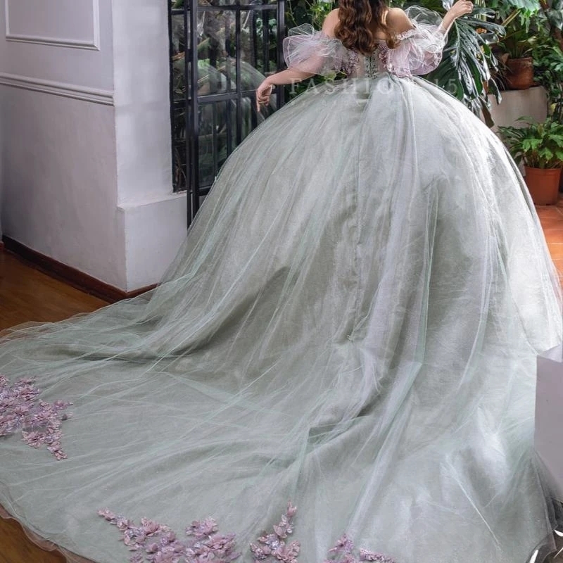 Light Green Quinceanera Dresses Ball Gown Off The Shoulder Applique Flower Beads Tull Corset Party Birthday Sweet 16 Vestidos 15 Anos