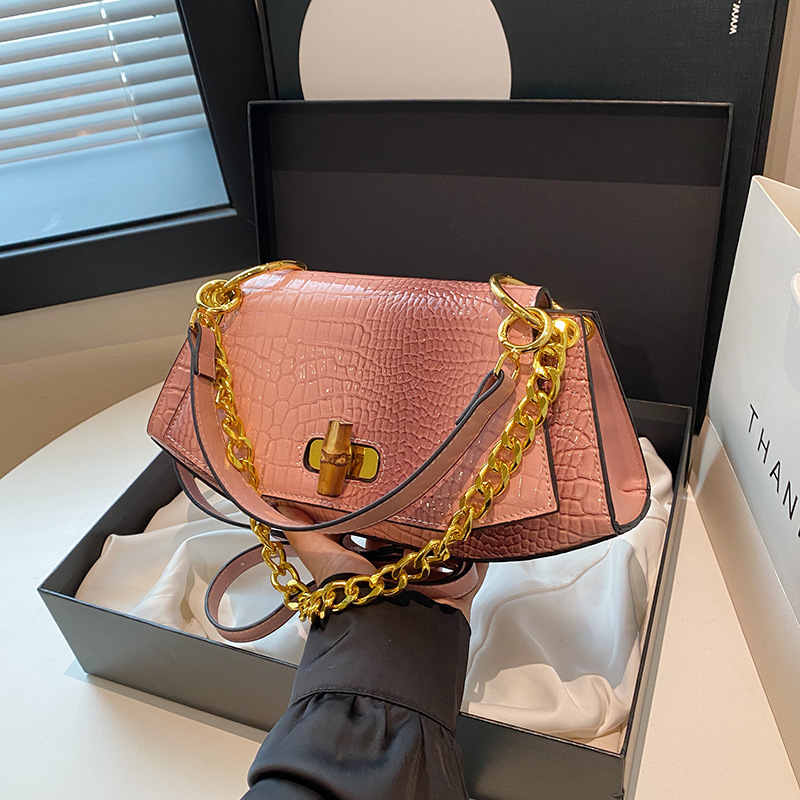 Luxury Bag Women's Bag Autumn Winter New High-end Niche Designer Bag Crocodile Pattern Retro Crossbody Bag Versatile Hot-selling Chain Shoulder B