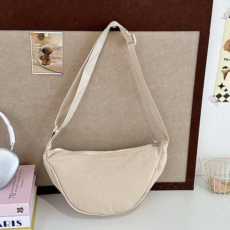 Dumpling Crossbody Bag 2025 New Luxury Bag Summer Solid Designer Bag Color Phone Bag Niche Ins Versatile Shoulder Bag Japanese Style Canvas Bag