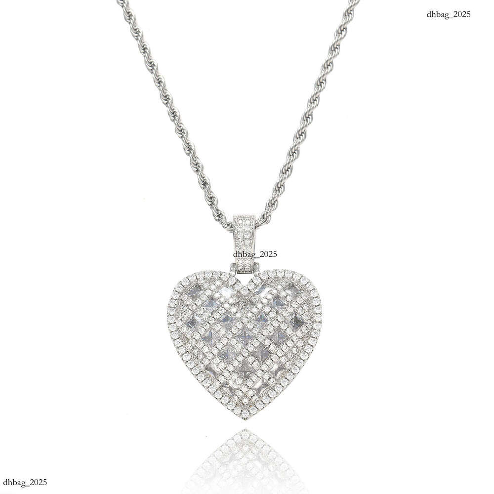 New T Square Moissanite chain Heart Personality Unisex Cool Niche Heart-shaped Hip-hop Pendant