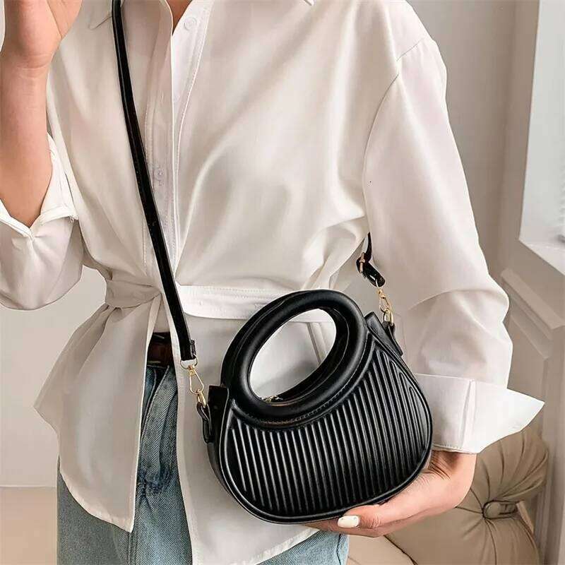 Chic Stripe Design Crossbody Bags Women Elegant Synthetic Leather Handbag, Purse, Look Shoulder Bag For Everyday Use