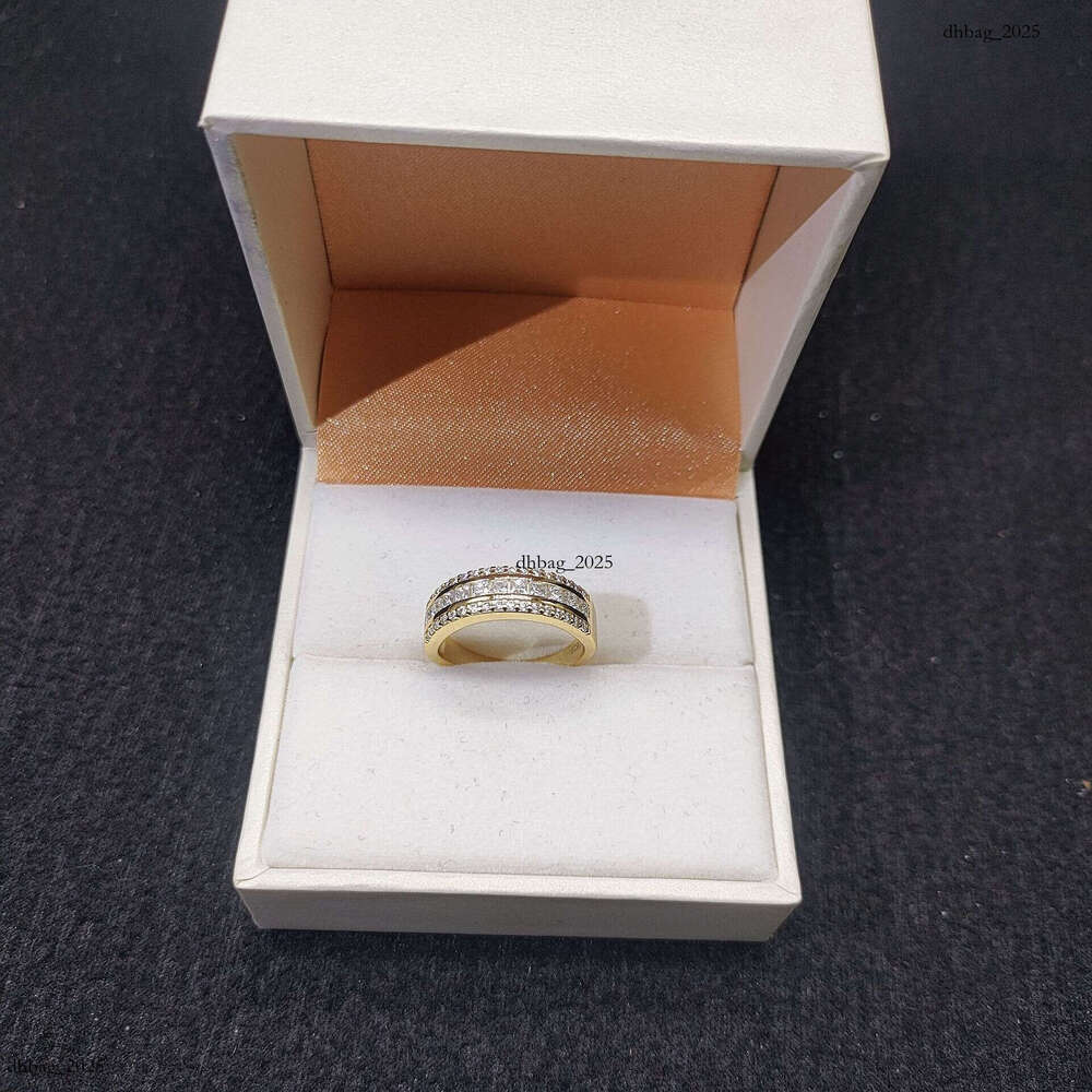 Personalized Hip-Hop New S Silver Inlaid D Color VVS Moissanite Three-Row Stone for Men and Women High-End Ring