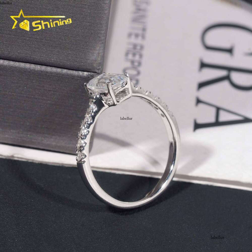 Luxurious Style Pass Tester Pure Silver Rhodium Plated Women's Jewelry Half Iced Out with Silicon Stone Wedding Ring