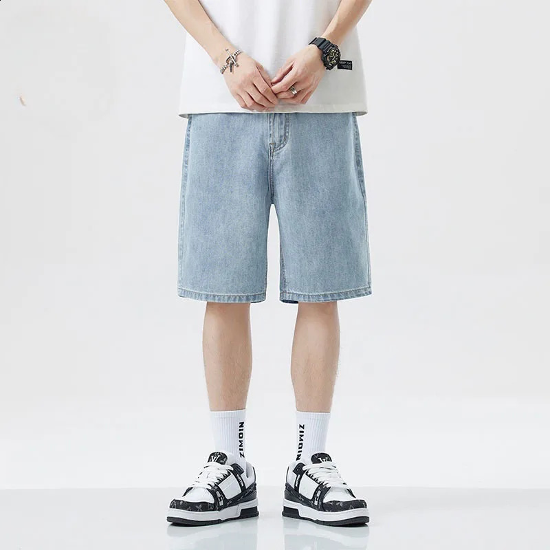 2025 Korean Style Vintage Mens Jeans Summer Loose Male Wide Leg Knee Length Shorts Washed Fashion Short Denim Pants 250729
