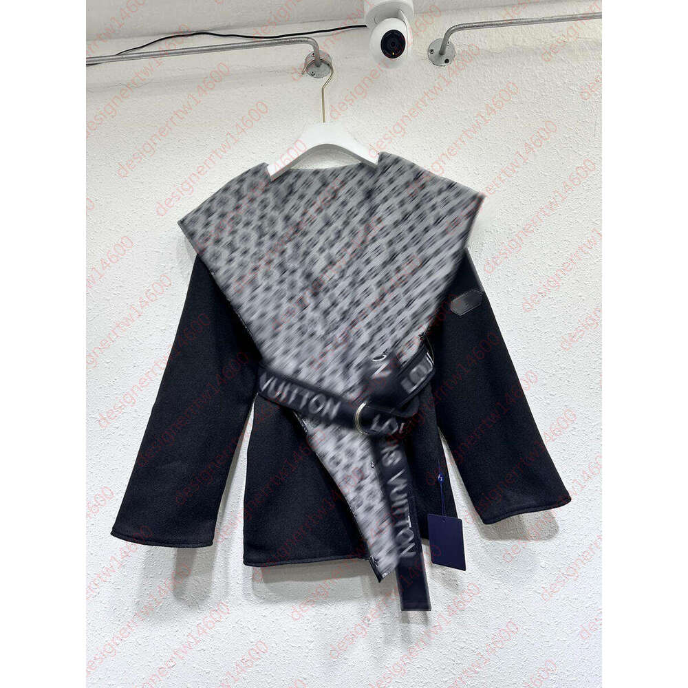 Womens Coat Wool & Blends Coat Autumn Winter short style Hooded Warm Luxury Brand Printed lining Soft skin-friendly High Quality with Belt delicate trend coats