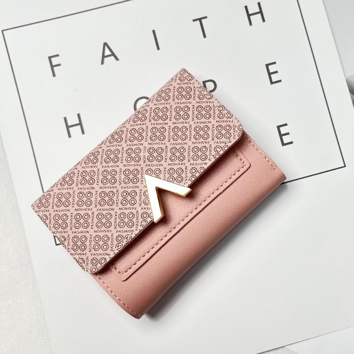 Girl's Ins Style Small Wallet Luxury Bag Female Short 2023 New Japanese And Korean Simple Card Holder Student Versatile Folding Leather Wallet