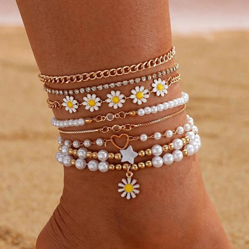 8 Pcs Vintage Daisy Flower Pendant Anklet Set for Women Bohemian Beach Beaded Star Heart Pearl Anklets Summer Jewelry Gifts 250807