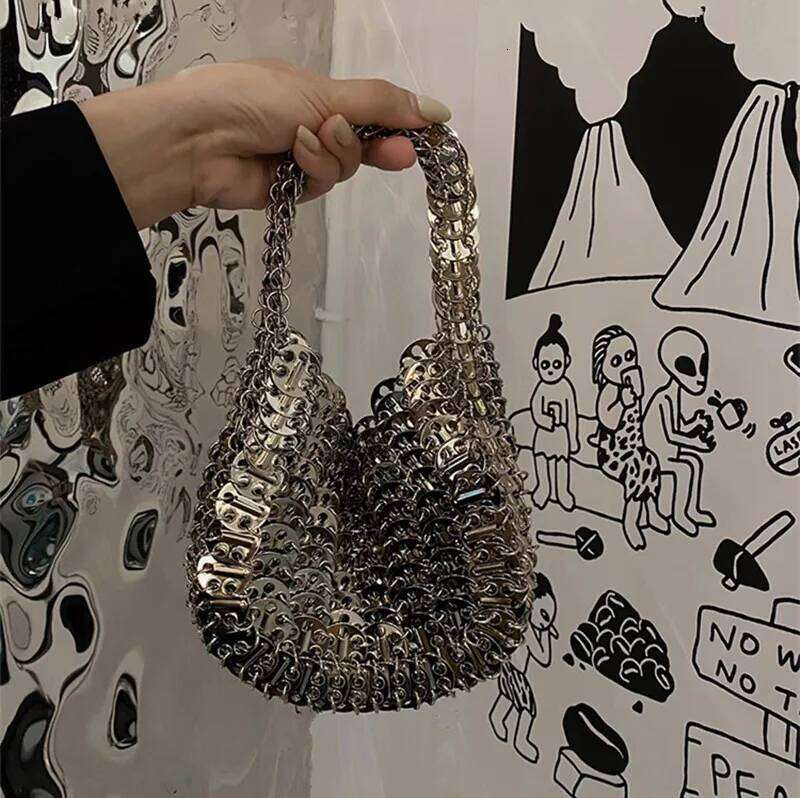 Women's 2025 Trend Designer Handbag Metal Chain Tote Hollow Evening Clutch Female Travel Holiday Shoulder Bag