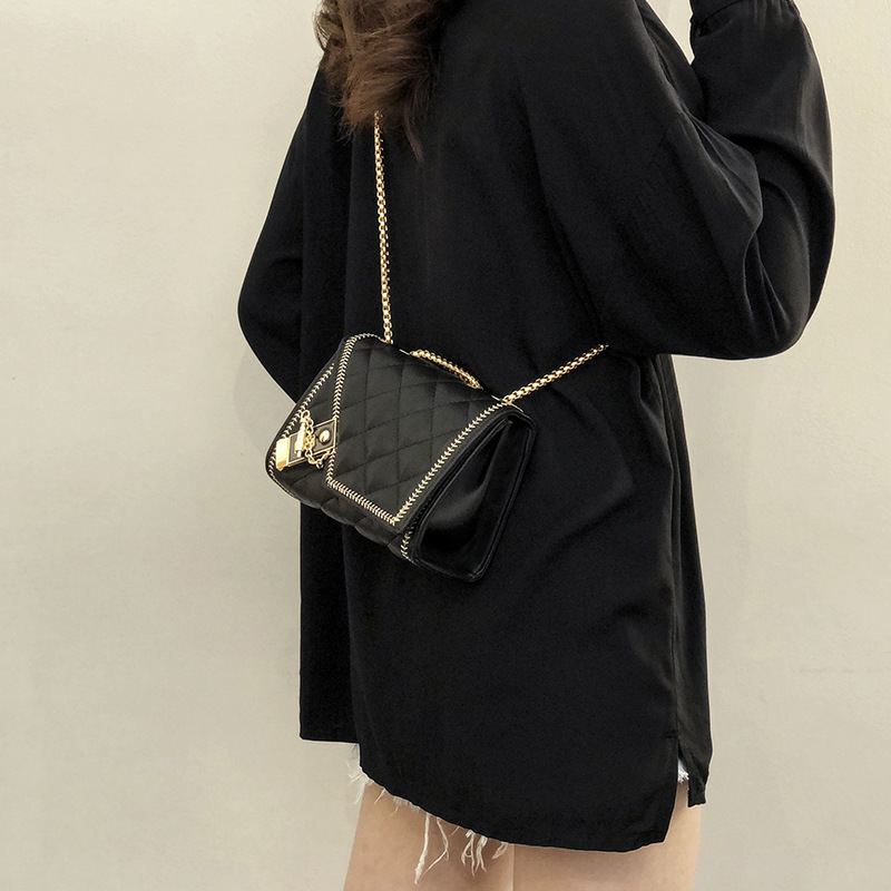Free Shipping Designer Bag 2025 Spring/summer New Korean Style Women's Fashionable Trendy Luxury Bag Quilted Chain Bag