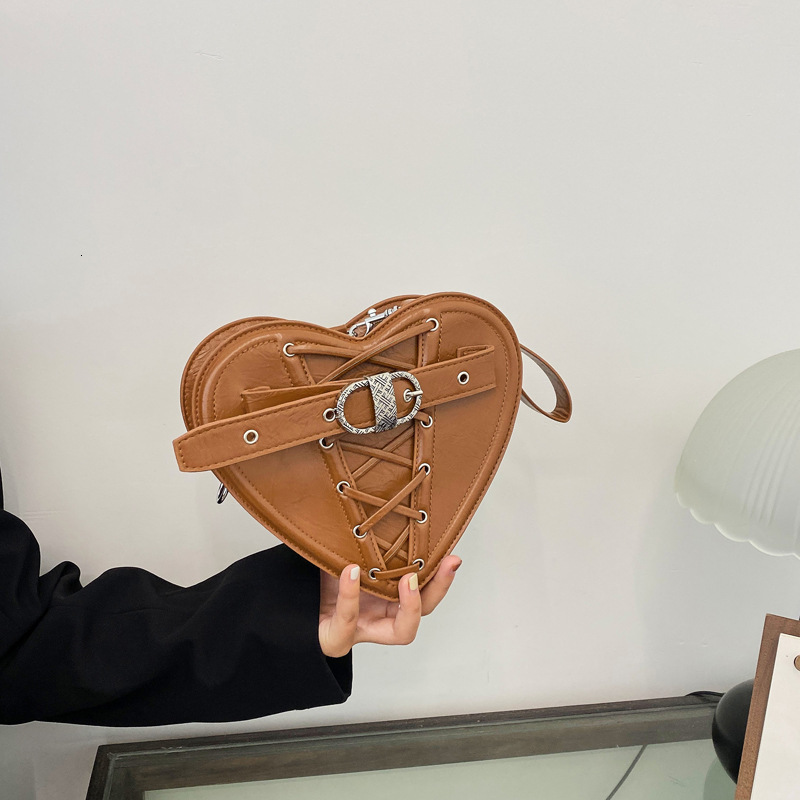 Korean Style Luxury Bag Designer Bag Elegant Design Fashionable Handbag For Women 2025 Autumn New Trendy Single Shoulder Crossbody Heart Bag