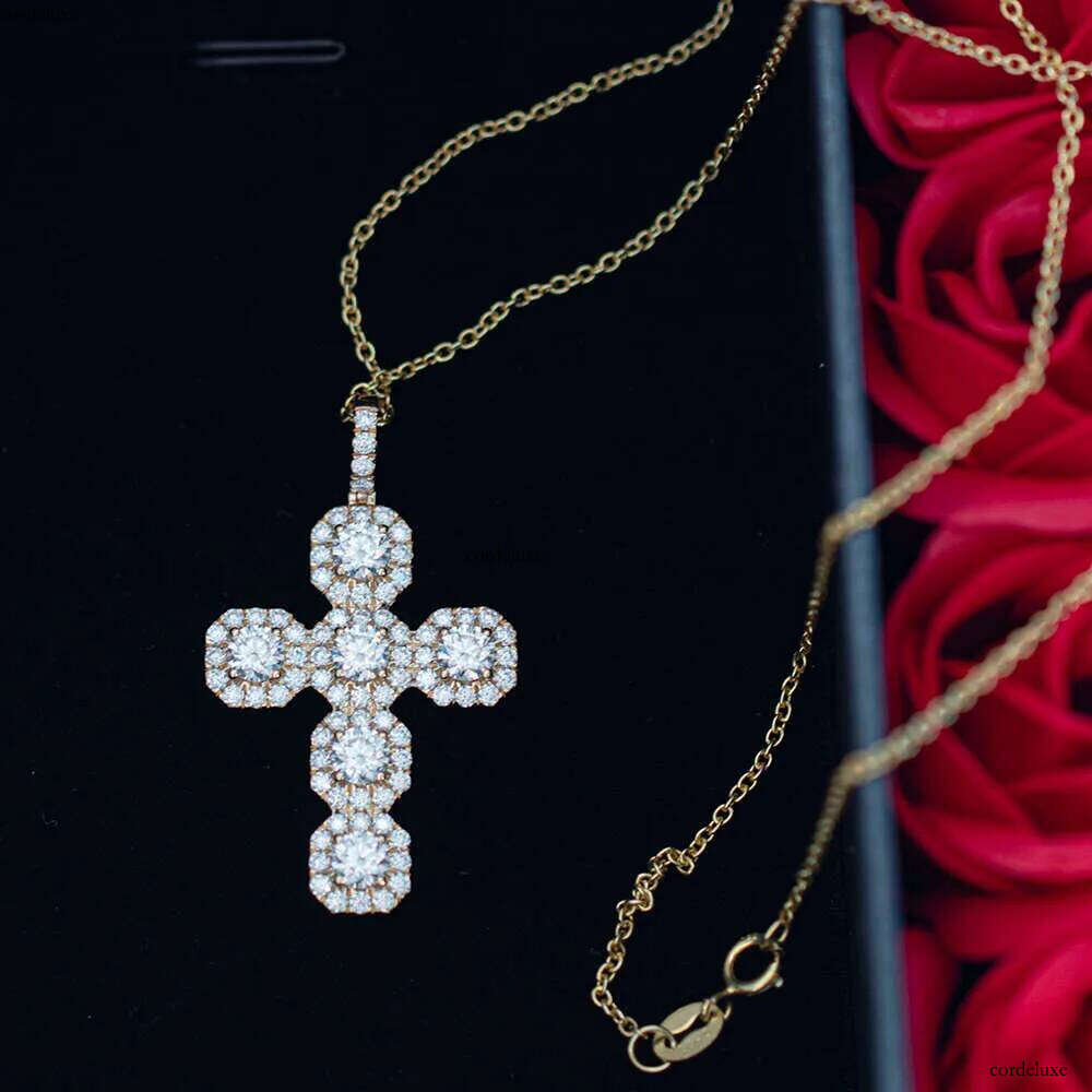 New Design 4mm 5mm 6mm Moissanite Dia Halo Hip Hop Cuban Cross Pendant for Tennis Chain Jewelry