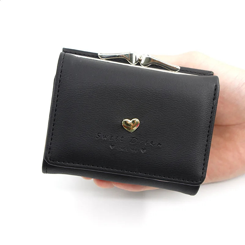 Small Women Wallet loving heart Short Womens Wallet Card Holder Mini Woman Fashion Lady Coin Purse for Female Clutch Bag 250809