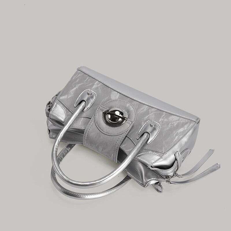 Summer Bags 2025 New Millennium Hottie Tote, Niche, Light , Biker Bags, High-End Shoulder