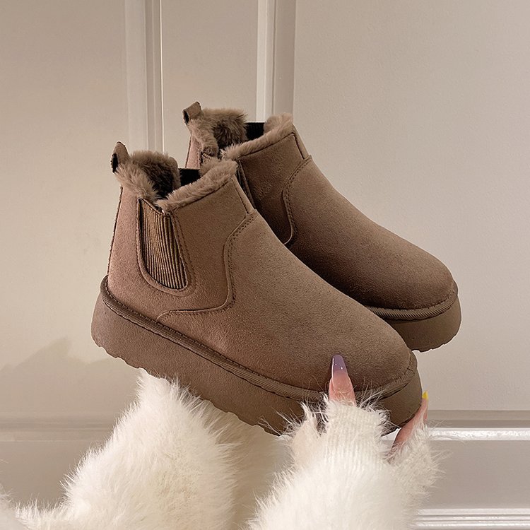 new Free delivery designer woman boots Comfortable mid top Martin boots casual and comfortable short boots