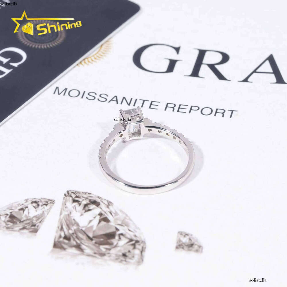 Style Pass Tester Sterling Sier Rhodium Plated Women Jewelry Half Iced Out Band Dia Moissanite Wedding Ring