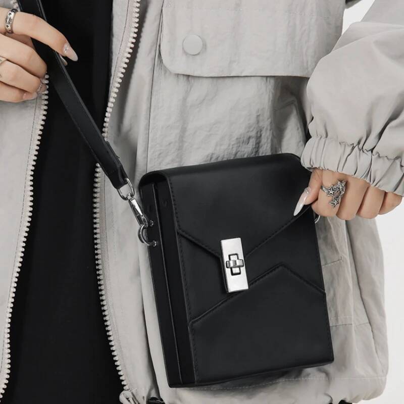 New Men's Small Flap Crossbody Designer Box Shape Shoulder Pu Leather Lock Buckle Single Mobile Phone Bag Purse