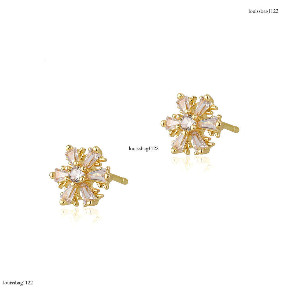 Autumn Winter Romantic Light Snowflake High-end Design Fashion Sier Needle Earrings Unisex Versatile