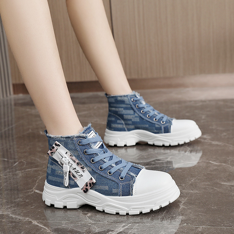 2025 new canvas high top women's shoes breathable thick sole height increasing casual shoes designer Martin sports boots