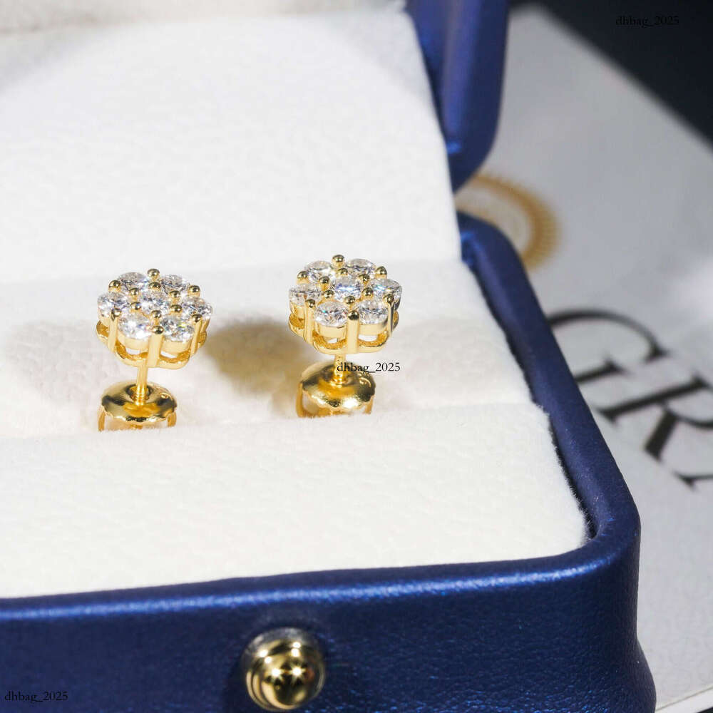 8.0mm Creative Flower Style Sier Moissanite Unisex Hip-Hop Earrings Personality Accessories