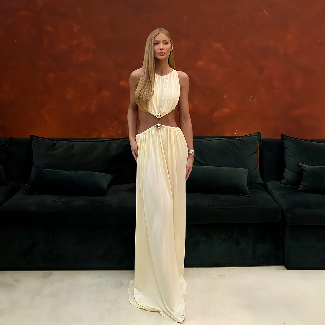 2025 Autumn New Womens Fashion Sexy Waist-Exposing Long Dress Round Neck Sleeveless Solid Color Dress