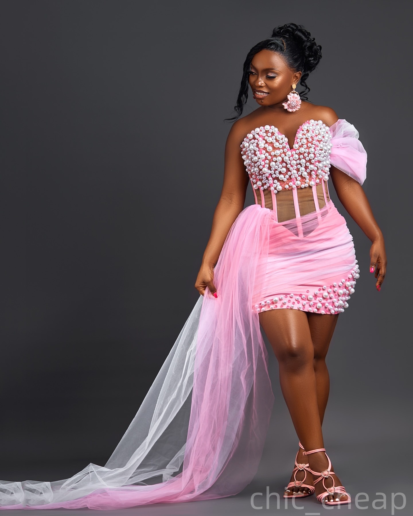 Chic Pink Pink Cocktail Dress Pearls Beaded Tulle Elegant Short Mini Graduation Homecoming Dresses For Special Occasions Sweetheart Gowns