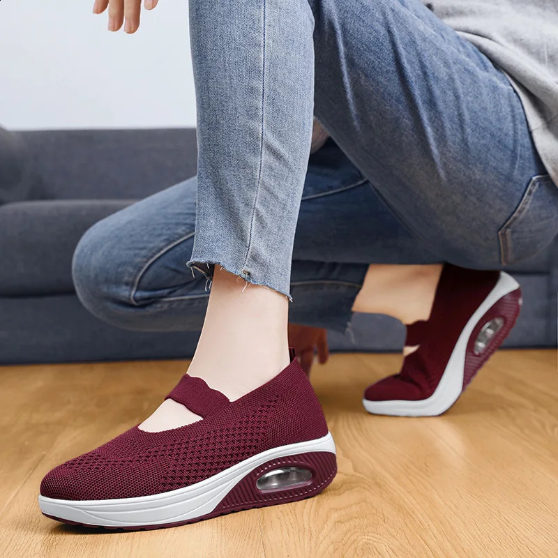 Summer Comfort Casual Womens Shoes Fashion Soft Sole Breathable Hollow Out Flat Shoes for Women Zapatos De Mujer 250805