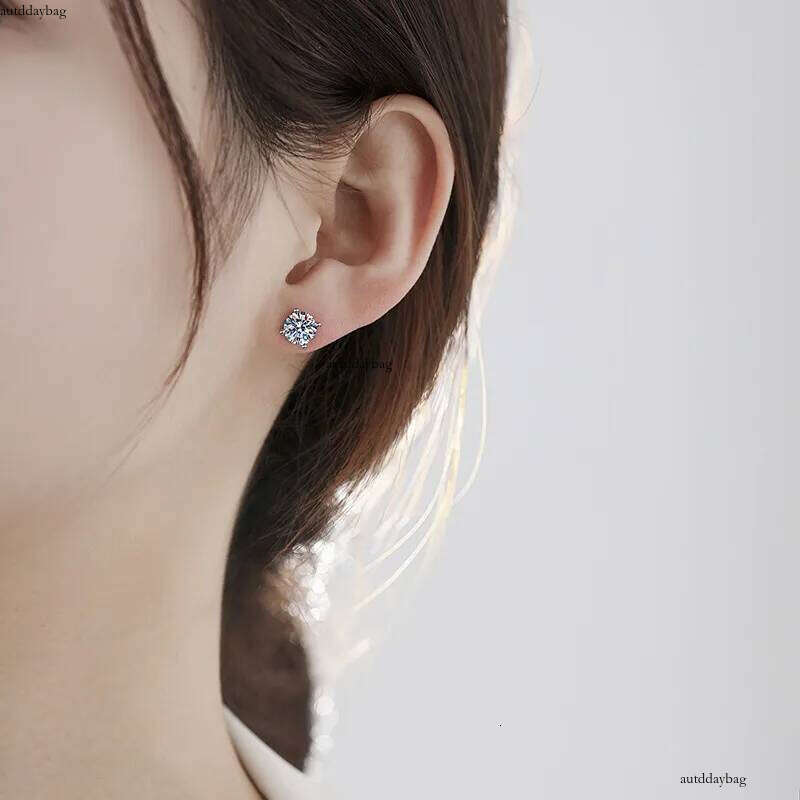 Choucong Elegant Stud Earrings Classical 4 Claw Jewelry Solitaire Pure 100% Sterling Sier Round Cut Lab Moissanite Dia Party Women Wedding Gold Earrin
