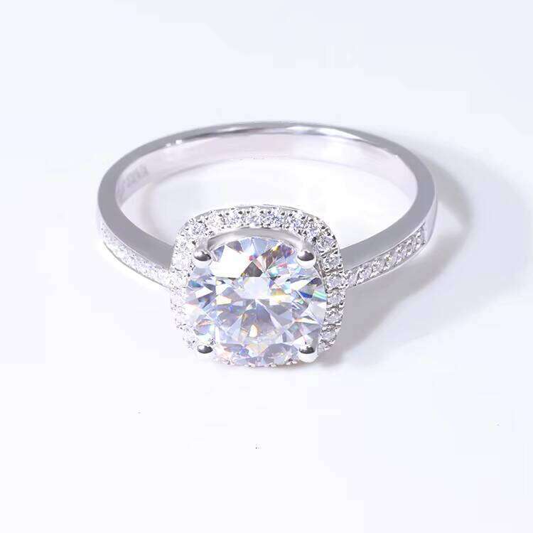 Design Romantic High End 14k Gold halo Half Band 2 CT VVS Moissanite Dia with GRA for Anniversary Ring