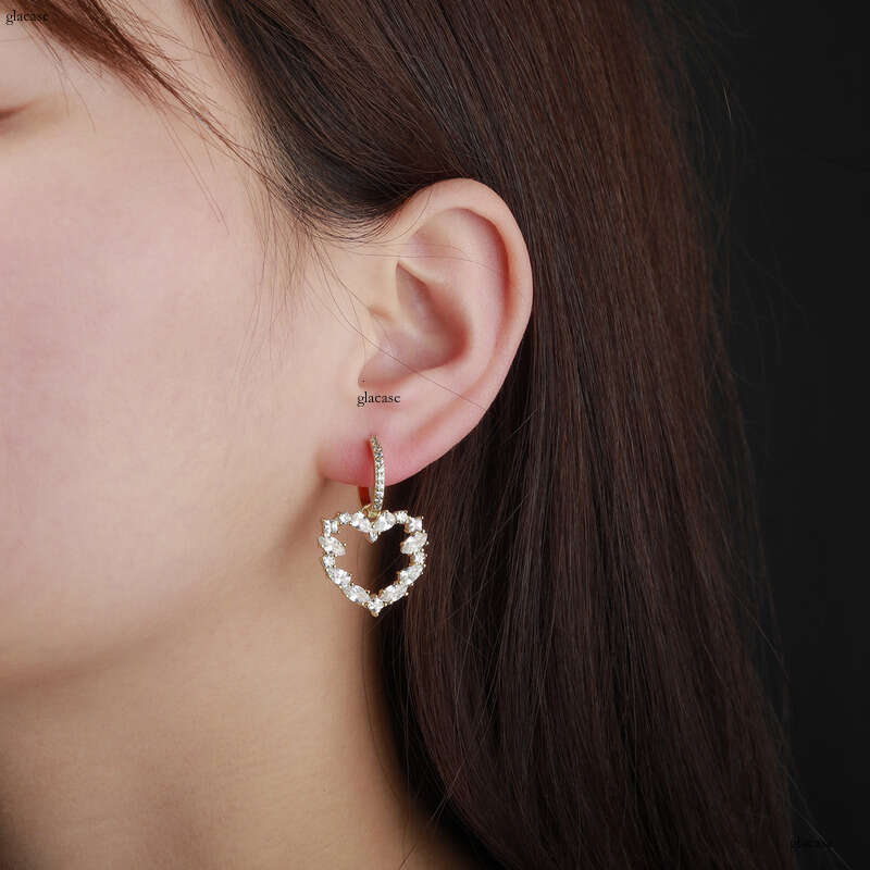 Exquisite Small Irregular Zircon Heart for Women Simple Versatile High-end Sense Temperament Earrings Gold Jewelry