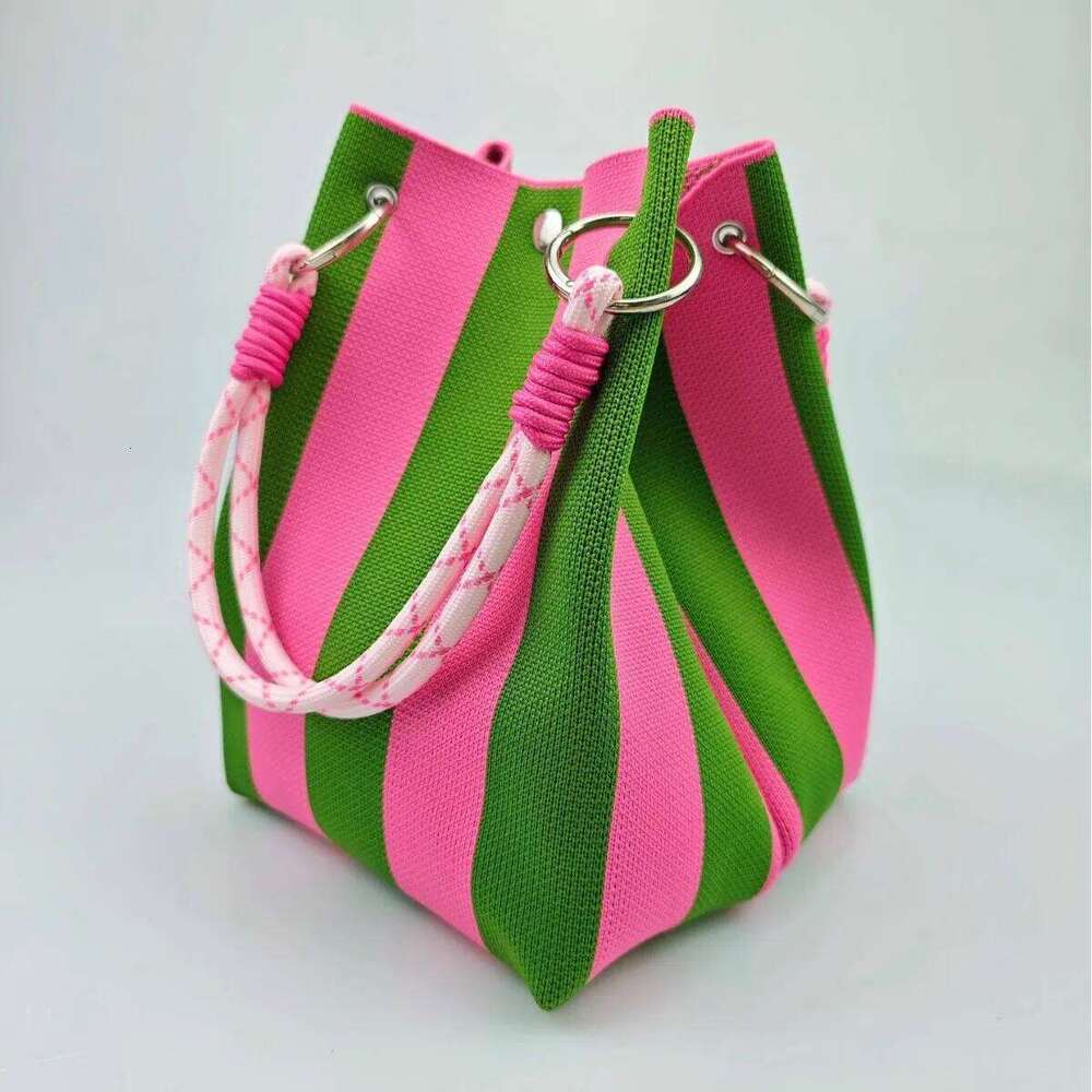 Niche Knitted Ring Top Handle Handmade Knitting Bucket Magnetic Buckle Handbag Women Fashion Totes Wrist Bag