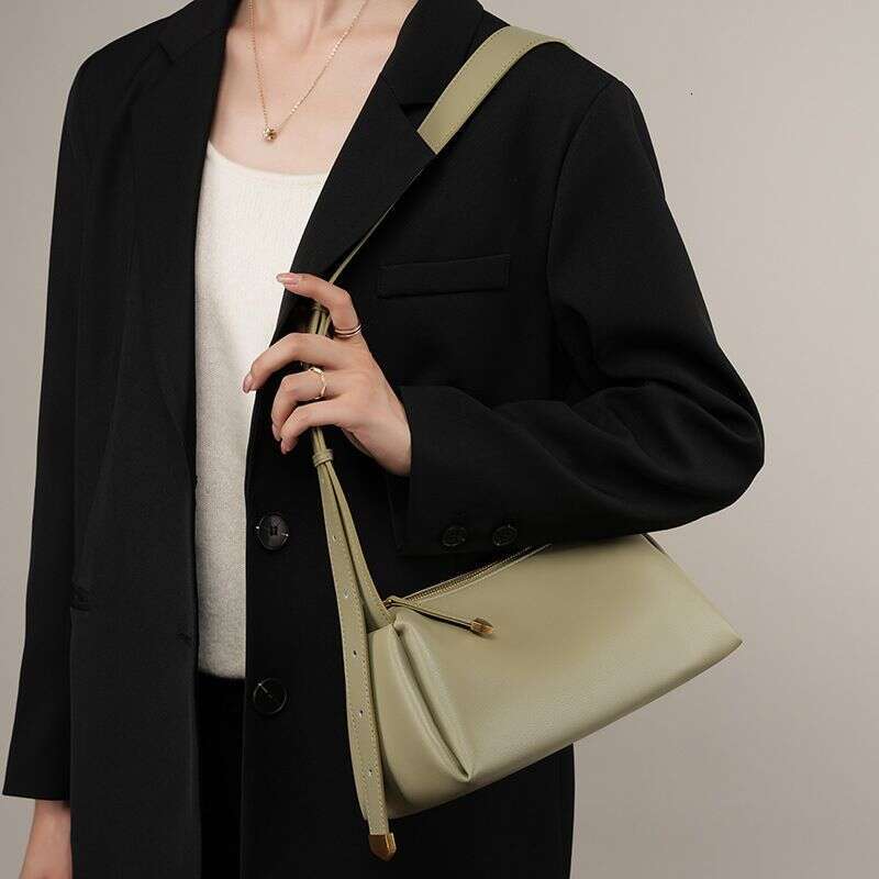 Black New Genuine High-end Feeling, French Sticky Armpit Bag, Summer Soft Leather Women's Bag
